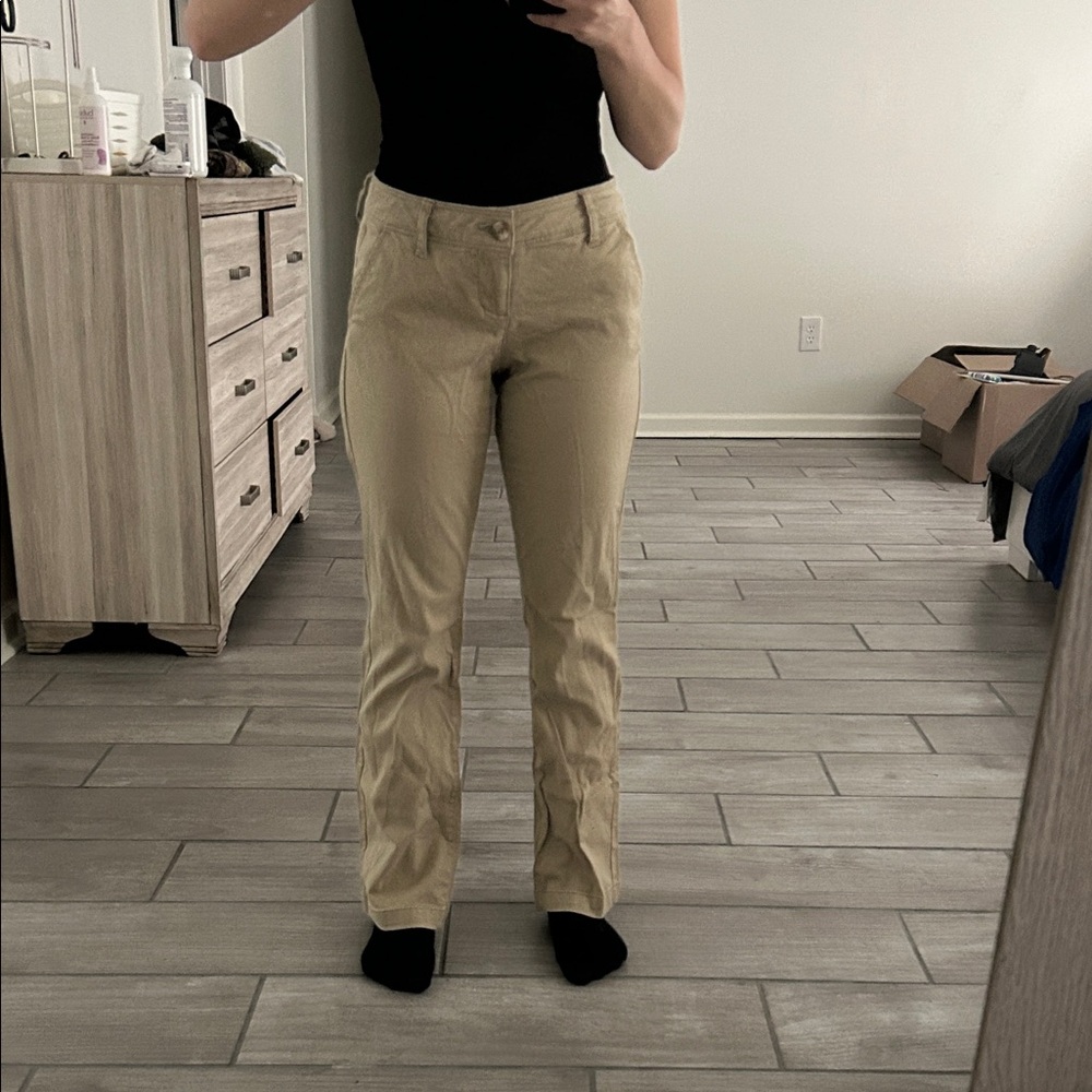 Aeropostale Khaki Curvy Classic Pants